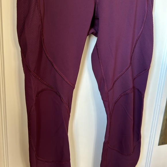 Lululemon High Rise Leggings size 6 EUC - Picture 2 of 7